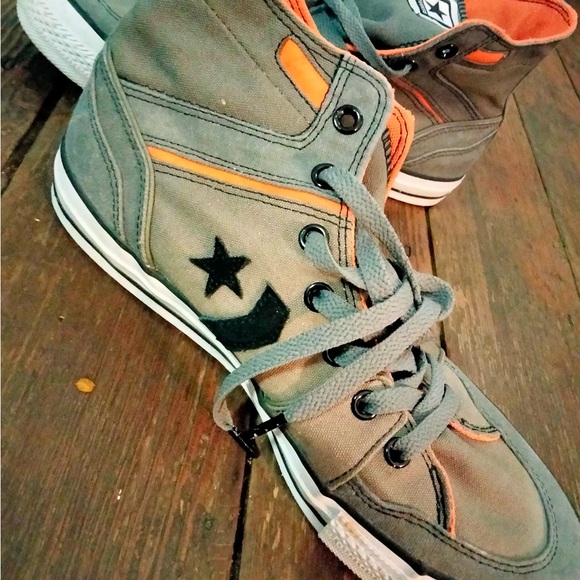 Converse All-Star Khaki Canvas Sz 10.5 preowned - Picture 8 of 15